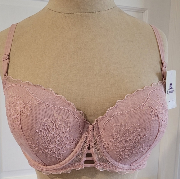 Wacoal Other - Wacoal B.tempt'd bras NWT, size 36C